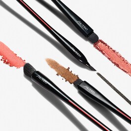 EYE LINING BRUSH