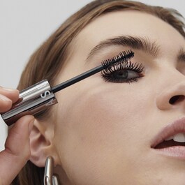 Size Up  Mascara