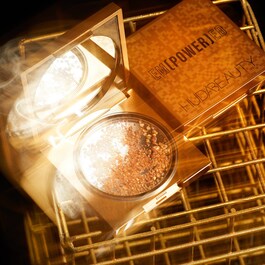 Empowered Face Gloss Highlighting Dew