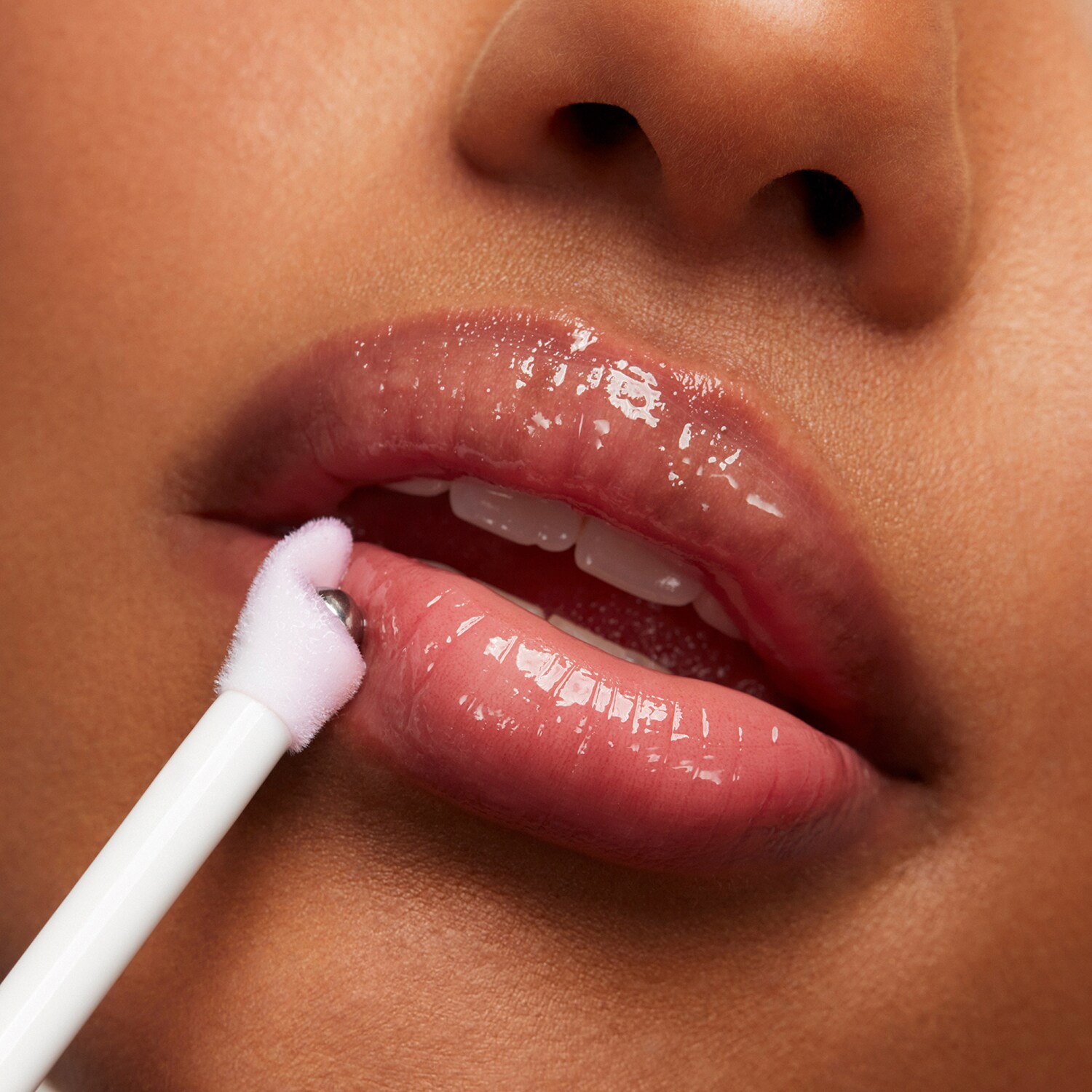 Essential Drip Lip Oil Rem Beauty ≡ SEPHORA