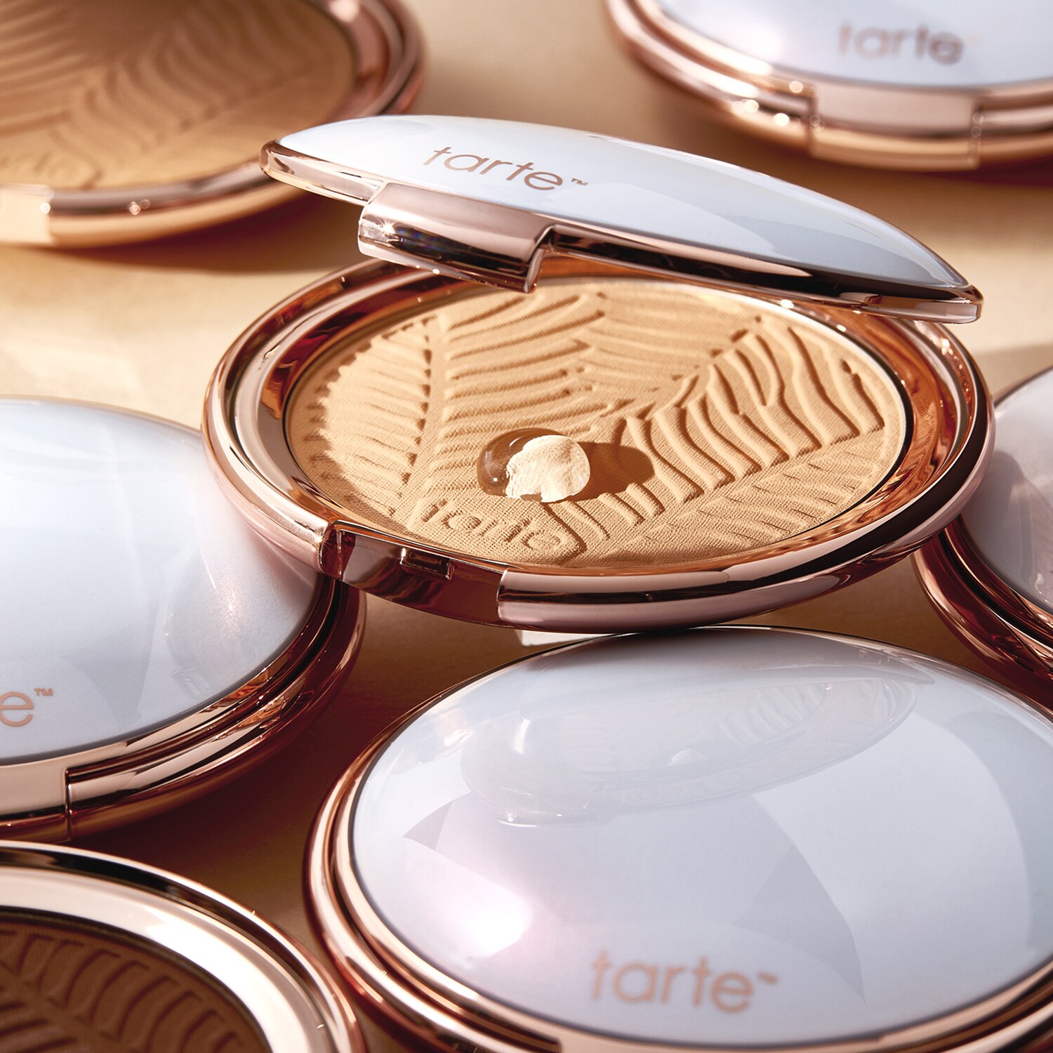 Amazonian Clay Blurring Powder Foundation Tarte ≡ SEPHORA